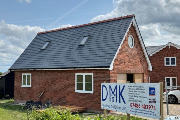 WhatsApp Image 2025-10-07 at 19.51.22 (2)