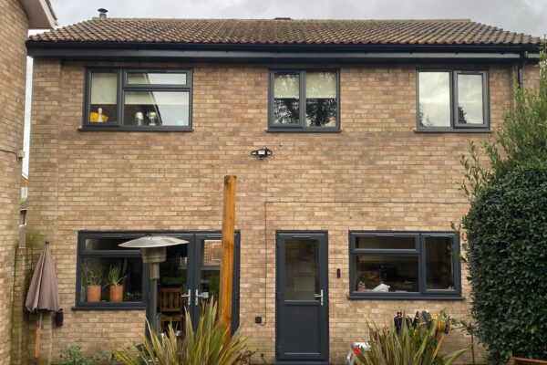 WhatsApp Image 2025-10-07 at 20.07.20 (1)